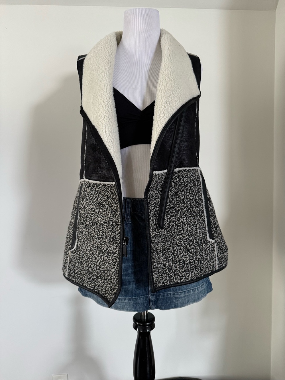 Tahari Black and Cream Sherpa-Trim Knit Panel Vest